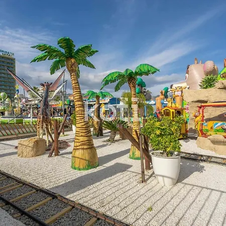 Koti - Loft In The Center Fuengirola